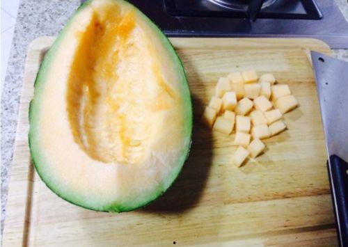 吃哈密瓜可以吃栗子吗,美味搭配的探索之旅